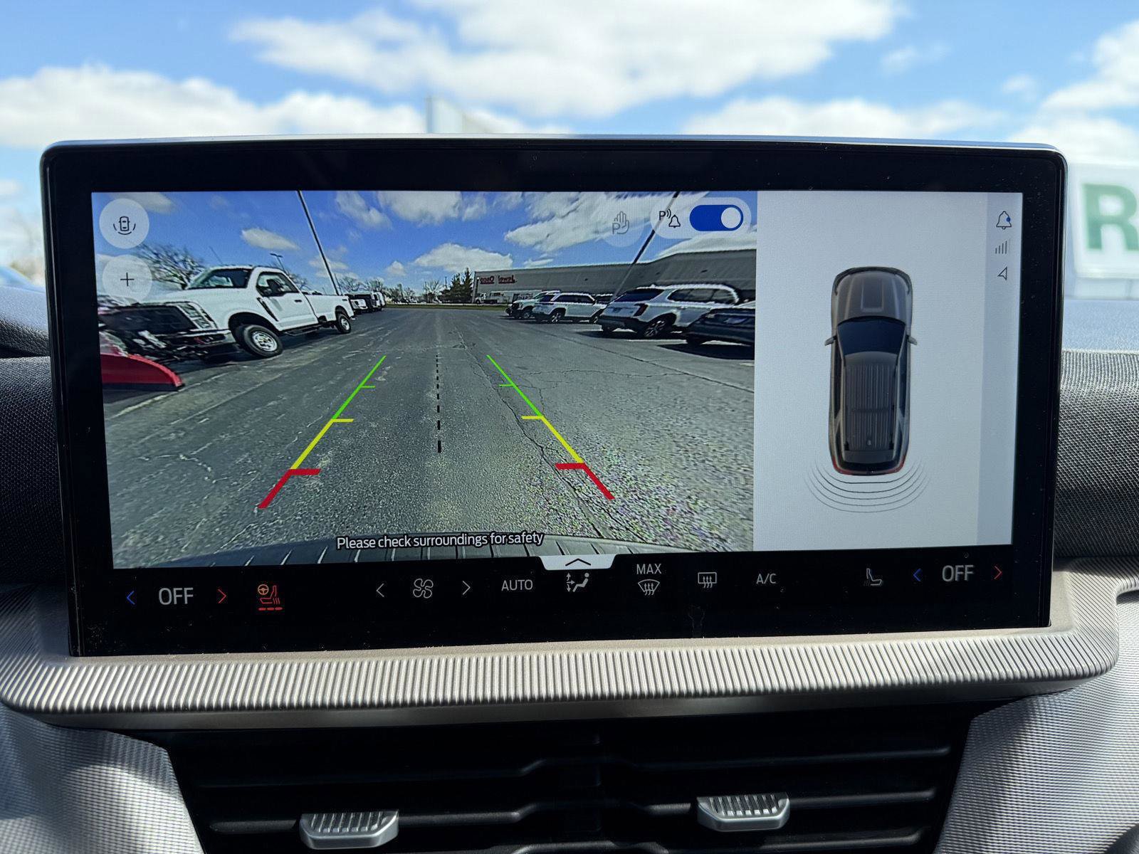 Certified 2025 Ford Explorer Active w/ Active Comfort Package image 21