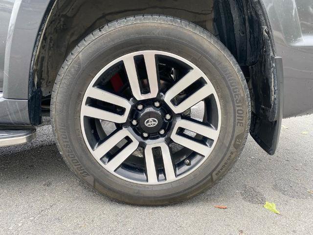 Used 2021 Toyota 4Runner Limited AWD/4WD image 32