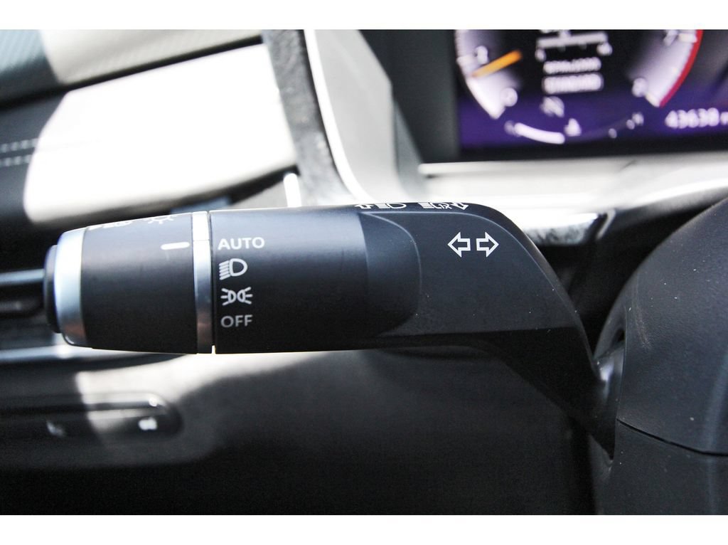 Used 2023 INFINITI QX60 Luxe w/ Vision Package FWD image 17