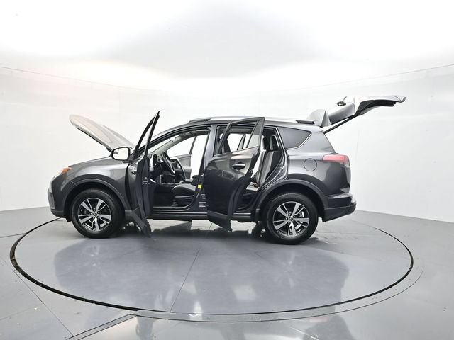Used 2017 Toyota RAV4 XLE FWD image 47