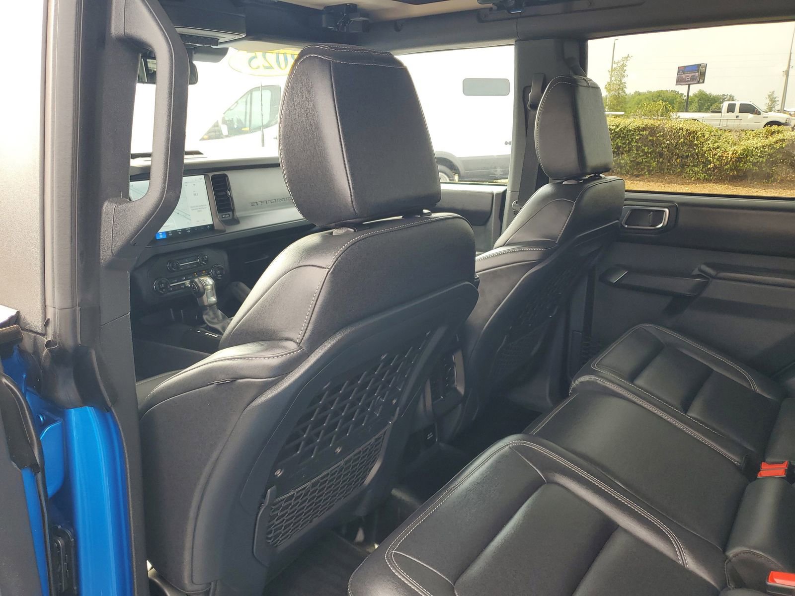 Certified 2025 Ford Bronco Badlands AWD/4WD image 10