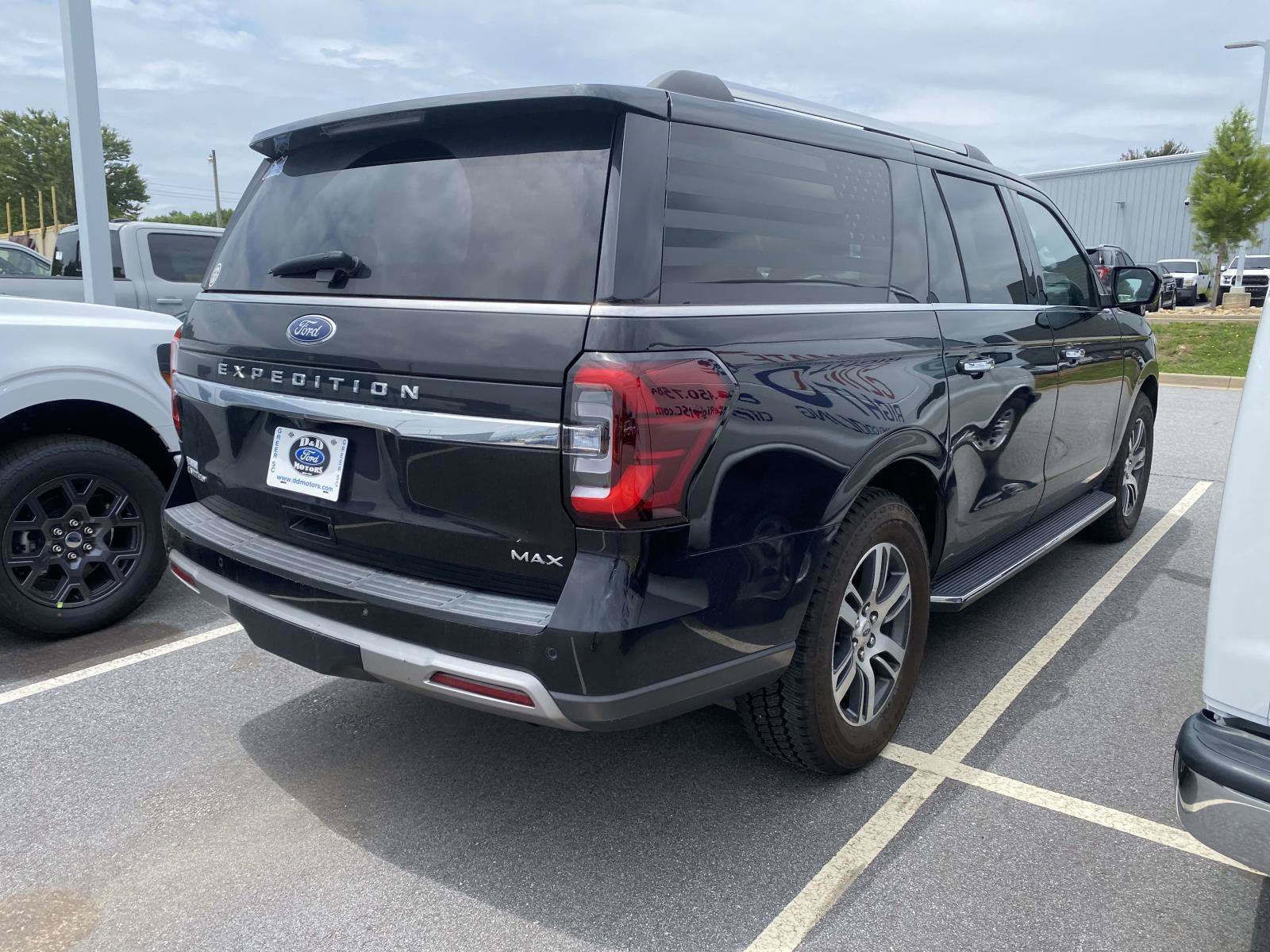 Certified 2022 Ford Expedition Max Limited RWD image 7