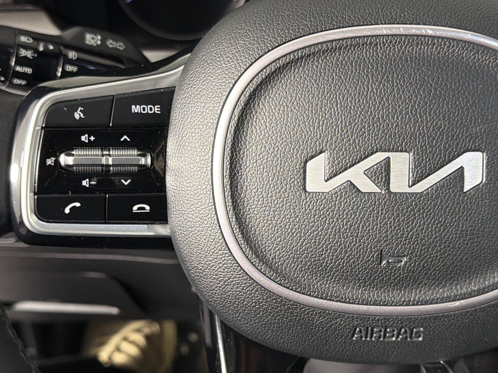 Used 2022 Kia Sorento SX FWD image 29