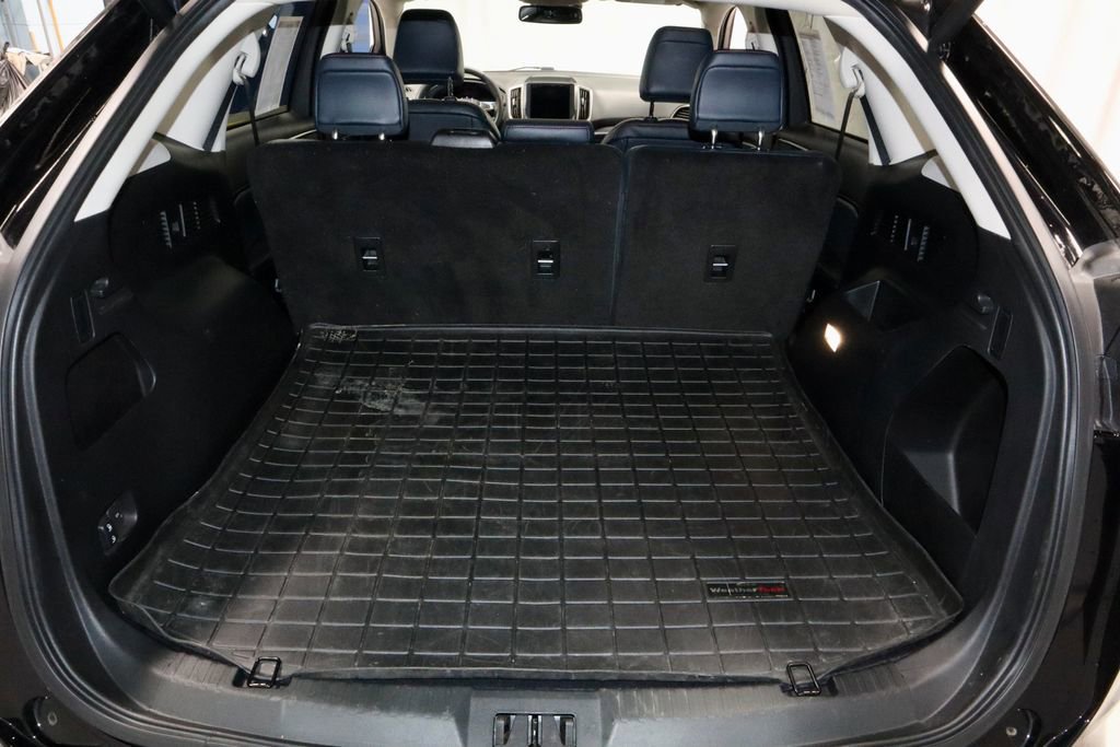 Certified 2024 Ford Edge SEL w/ Sport Appearance Package AWD/4WD image 14