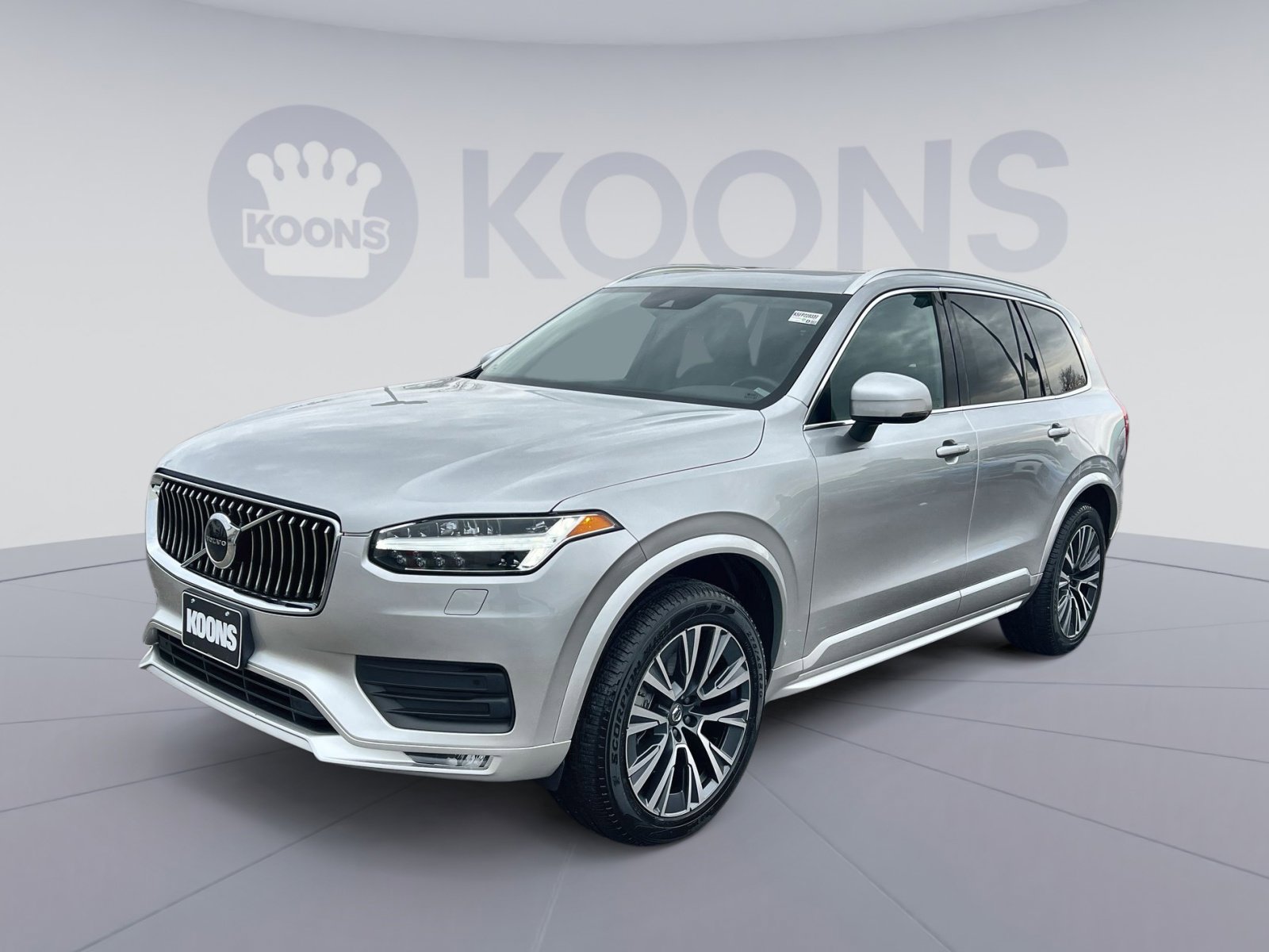 Used 2022 Volvo XC90 T6 Momentum w/ Climate Package image 1