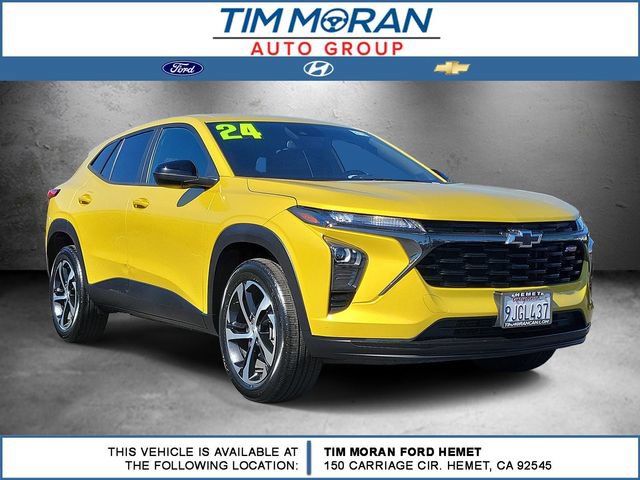 Used 2024 Chevrolet Trax RS FWD image 1