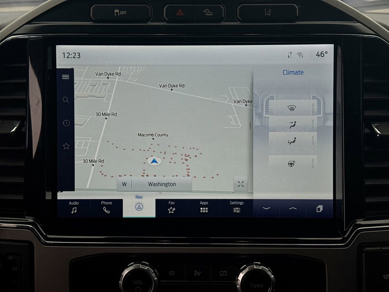 Certified 2022 Ford F250 Lariat w/ Tremor Off-Road Package image 60