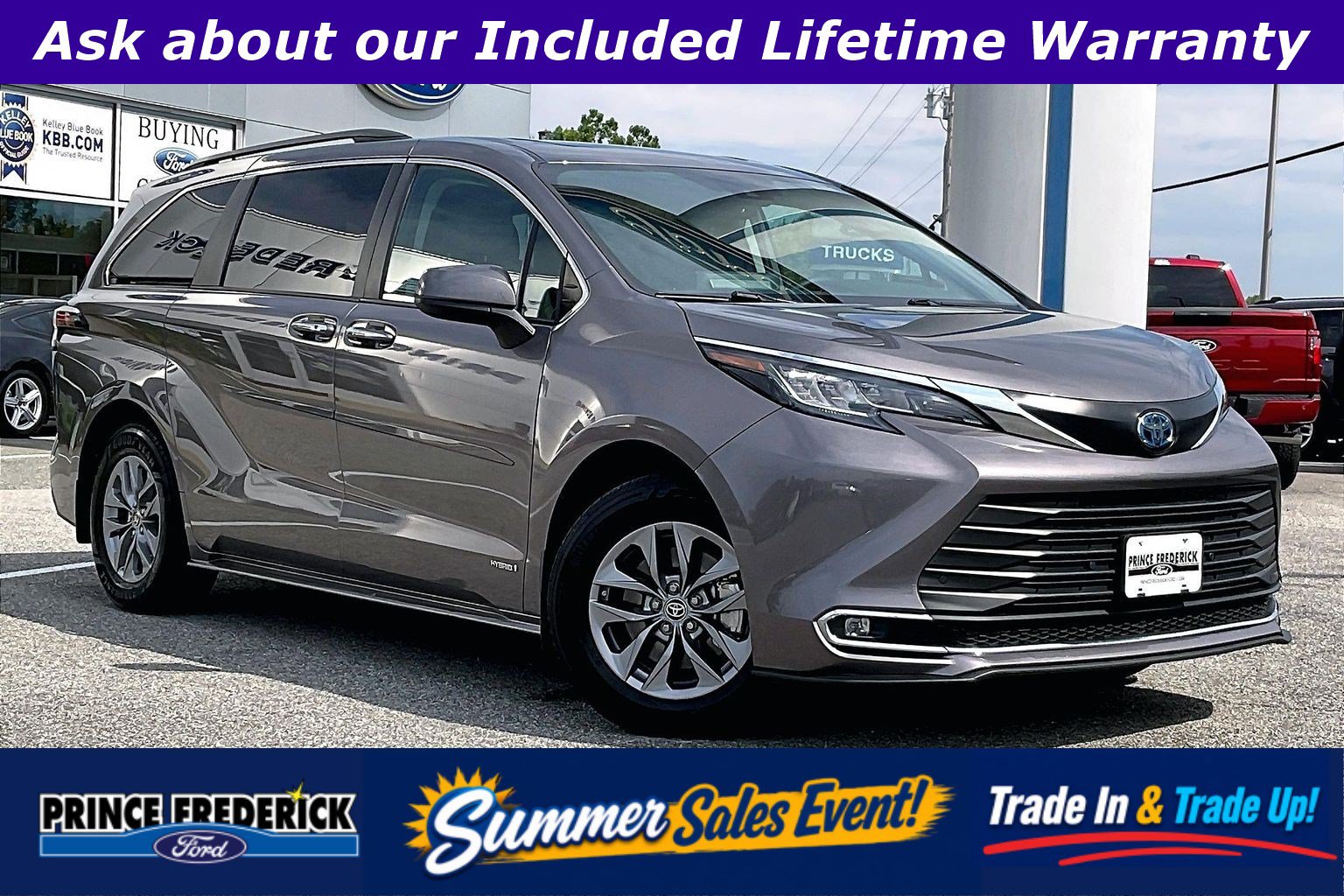 Used 2021 Toyota Sienna XLE FWD image 1