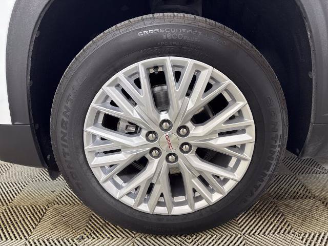 Used 2026 GMC Acadia Elevation w/ Elevation Premium Package FWD image 8