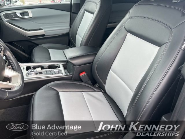 Certified 2022 Ford Explorer XLT w/ Equipment Group 202A image 15