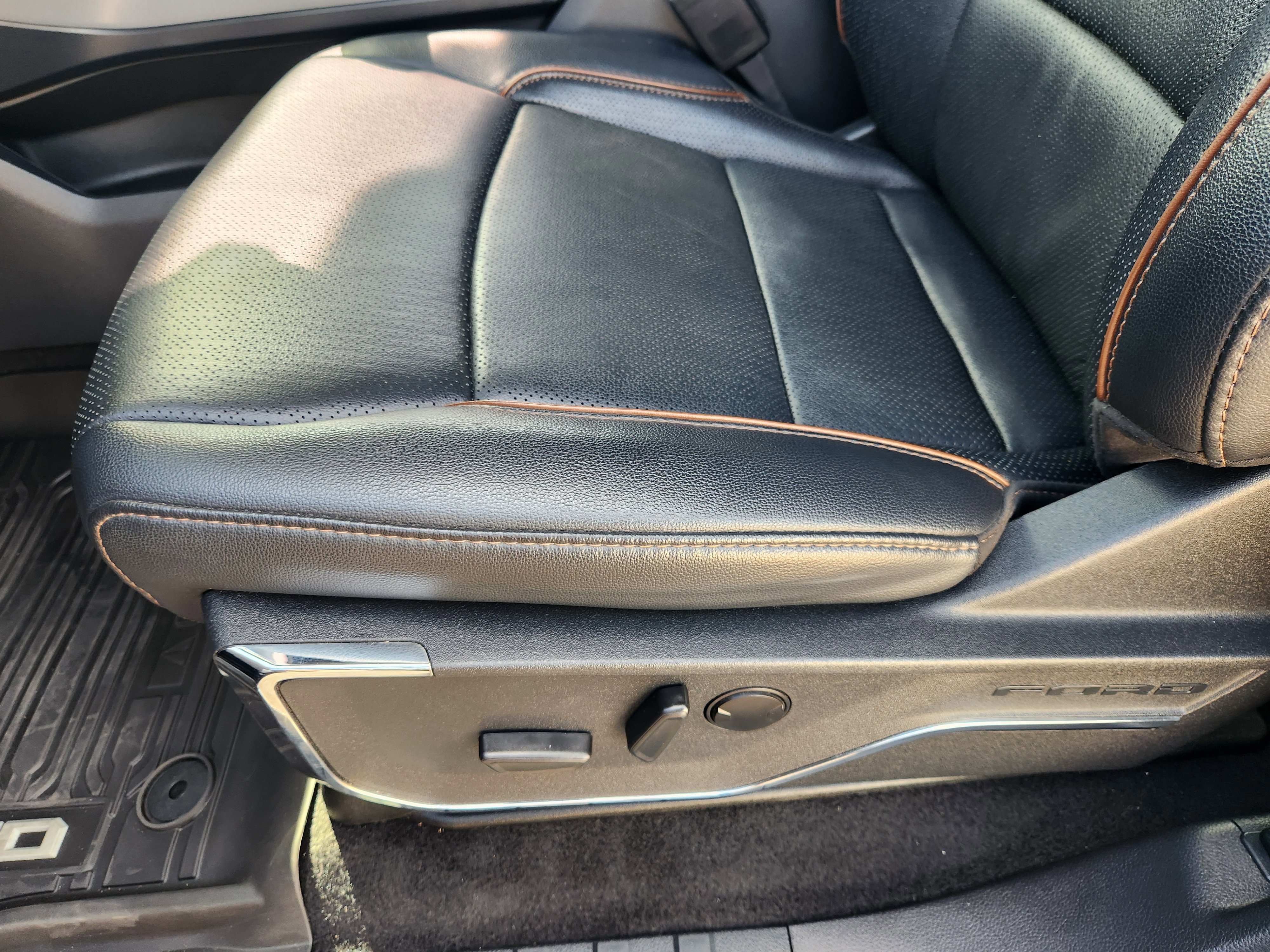 Certified 2024 Ford F150 Lariat w/ FX4 Off-Road Package image 17