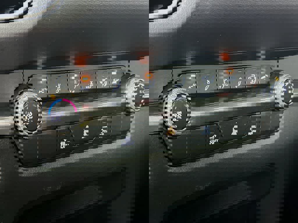 Used 2022 MAZDA CX-30 AWD 2.5 S image 24