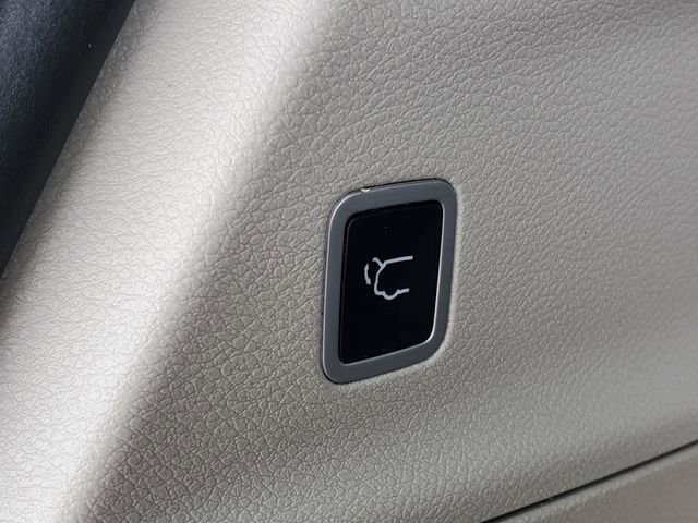 Used 2017 Chrysler Pacifica Touring-L Plus w/ Advanced Safetytec Group image 31