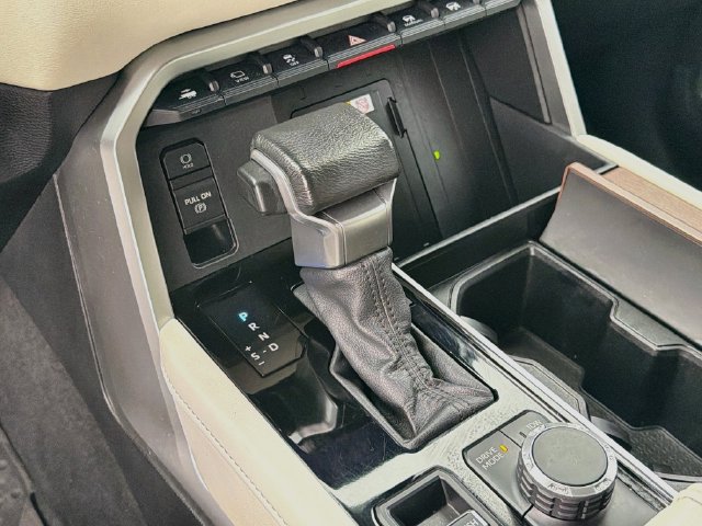 Used 2022 Toyota Tundra Capstone AWD/4WD image 29
