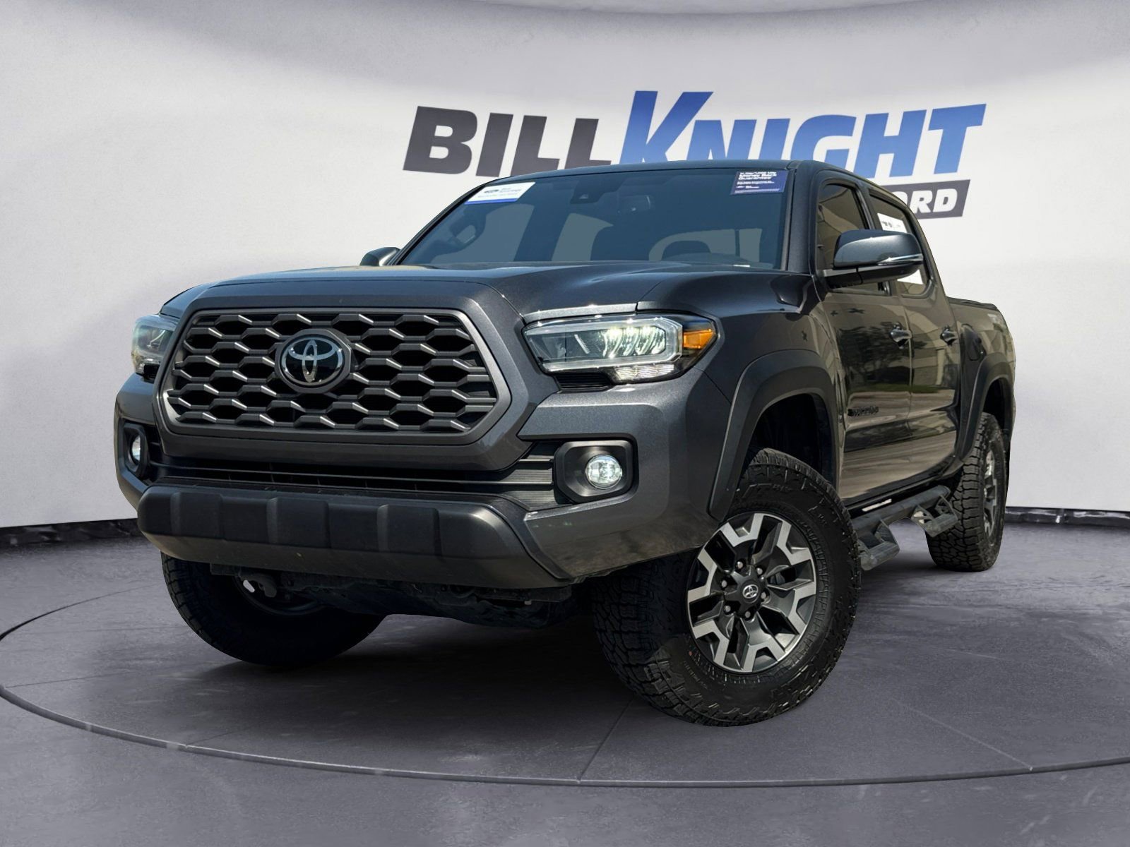 Used 2023 Toyota Tacoma TRD Off-Road AWD/4WD image 1