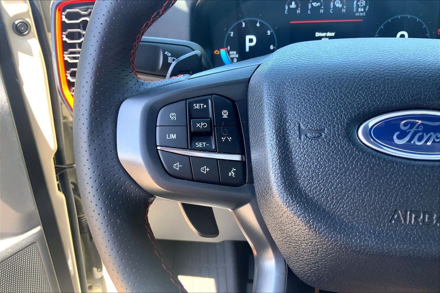 Certified 2025 Ford Ranger Raptor AWD/4WD image 24