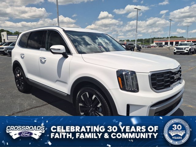 Used 2023 Kia Telluride SX Prestige AWD/4WD image 1