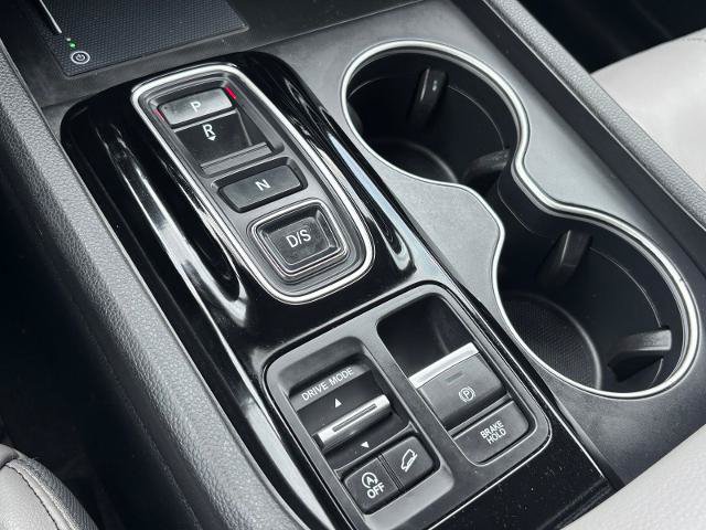 Used 2024 Honda Pilot Touring image 29