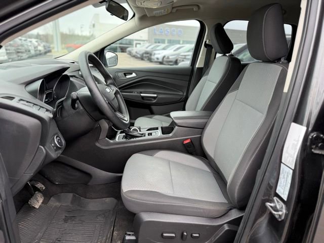 Certified 2018 Ford Escape SE w/ SE SYNC Package image 14