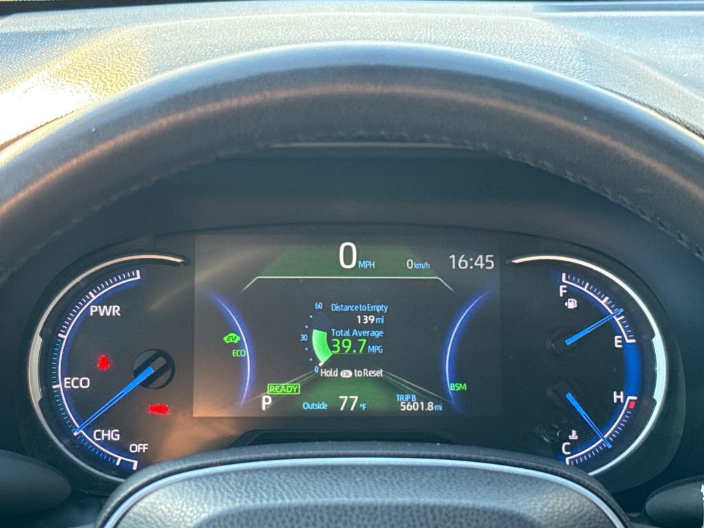 Used 2024 Toyota RAV4 XSE image 17