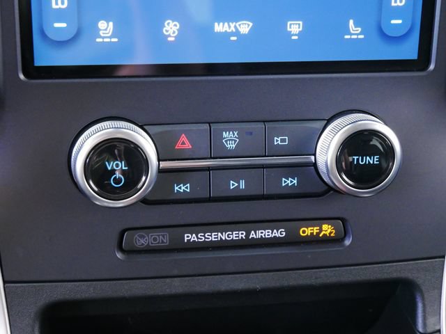 Certified 2024 Ford Edge SEL w/ Convenience Package AWD/4WD image 24