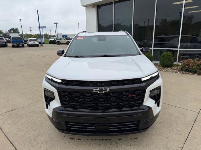 Used 2024 Chevrolet Traverse RS AWD/4WD image 2