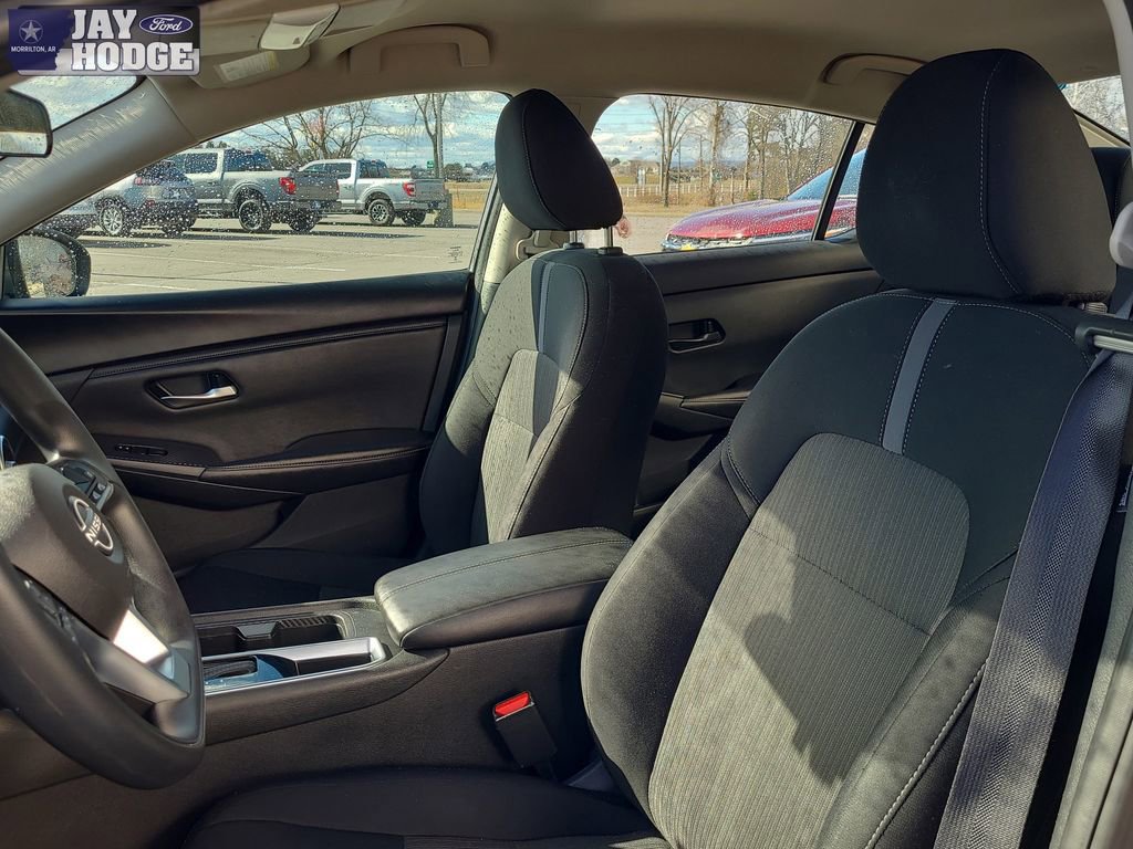 Used 2024 Nissan Sentra SV image 12