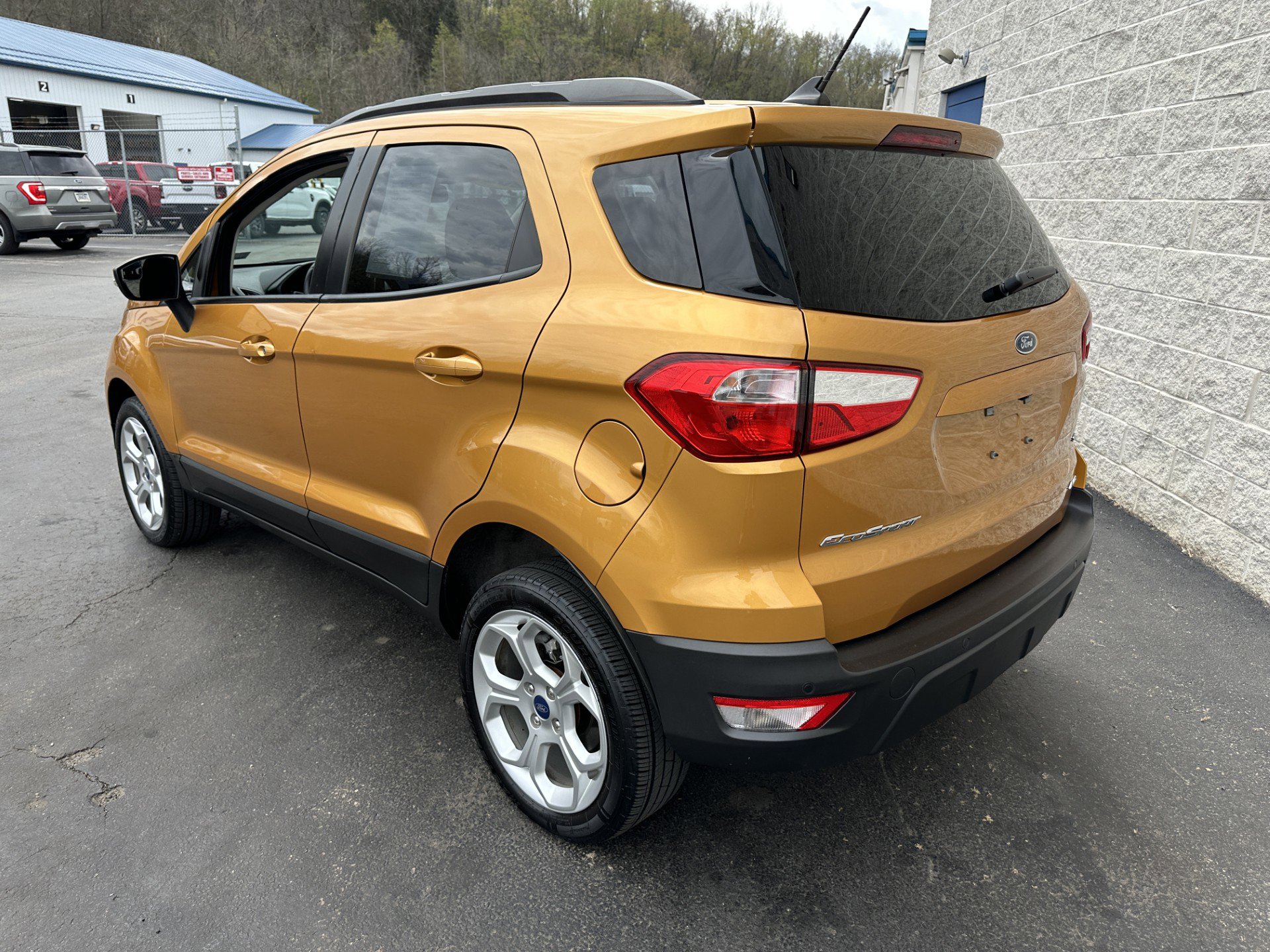 Certified 2021 Ford EcoSport SE w/ SE Appearance Package AWD/4WD image 5
