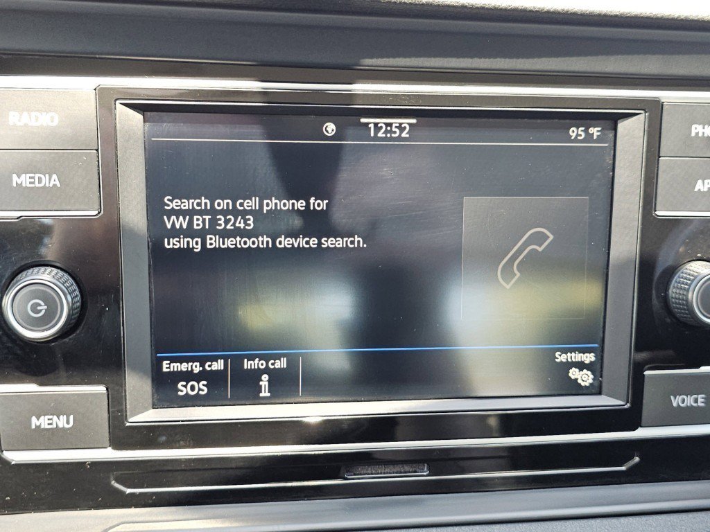 Used 2020 Volkswagen Jetta S w/ Driver Assistance Package FWD image 10