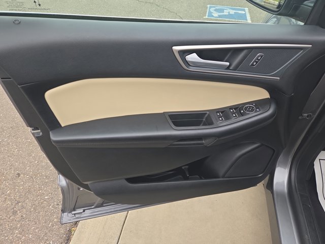 Certified 2024 Ford Edge SEL image 11