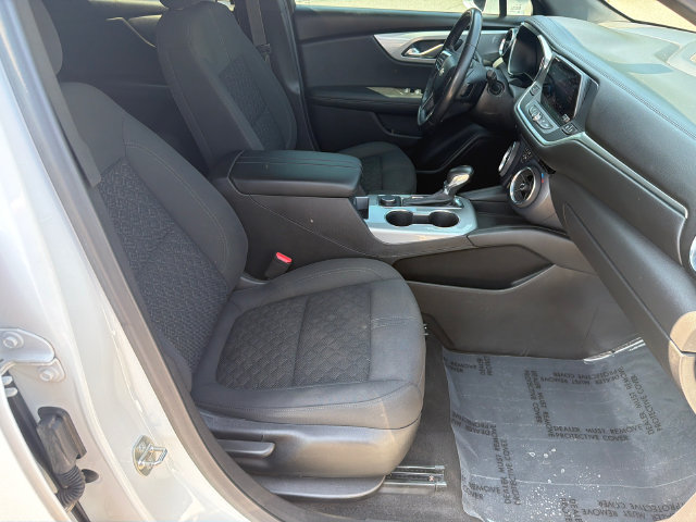 Used 2020 Chevrolet Blazer LT FWD image 15