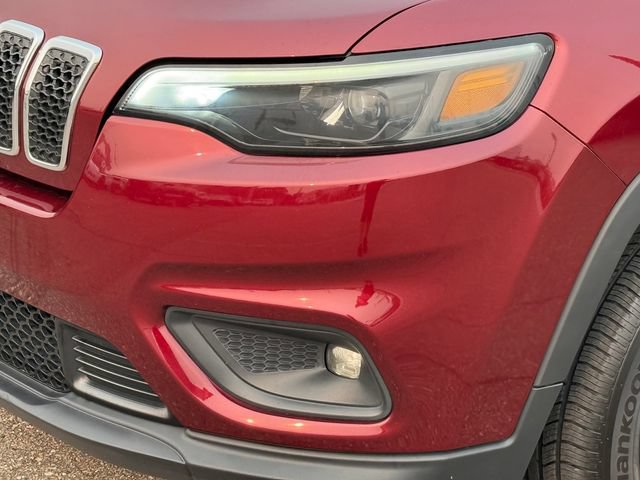 Used 2019 Jeep Cherokee Latitude w/ Popular Appearance Group FWD image 24