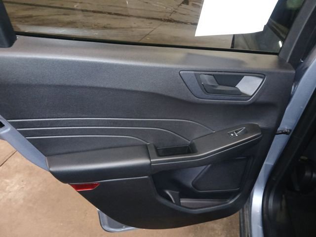 Certified 2022 Ford Escape SE w/ Cold Weather Package image 41