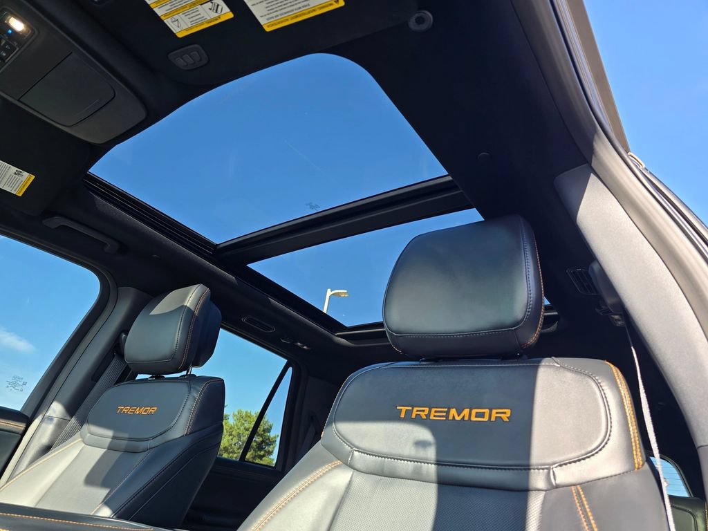 Certified 2026 Ford Expedition Tremor AWD/4WD image 32