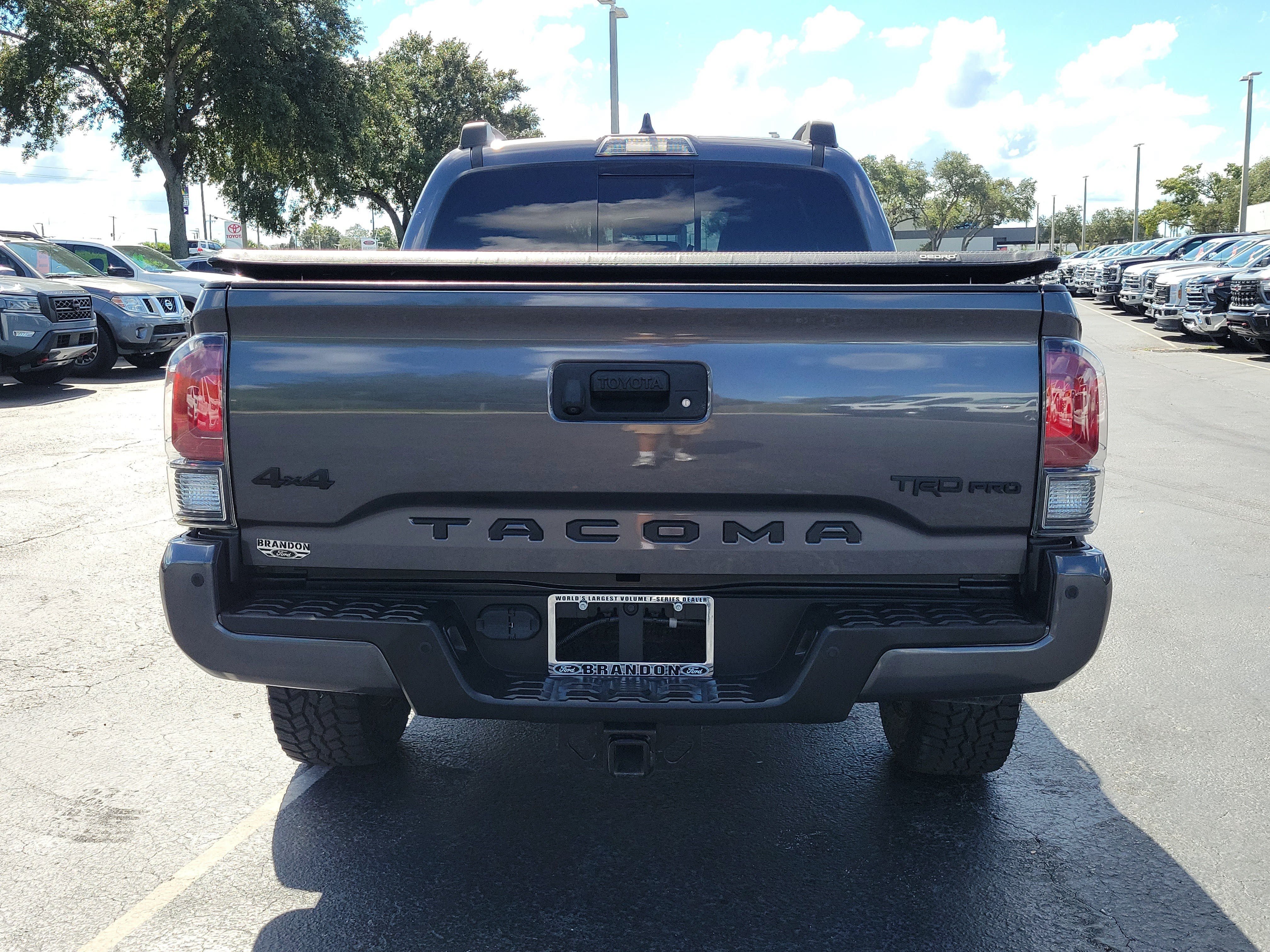Used 2022 Toyota Tacoma TRD Pro AWD/4WD image 8