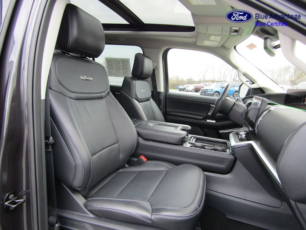 Certified 2025 Ford Expedition Platinum AWD/4WD image 25