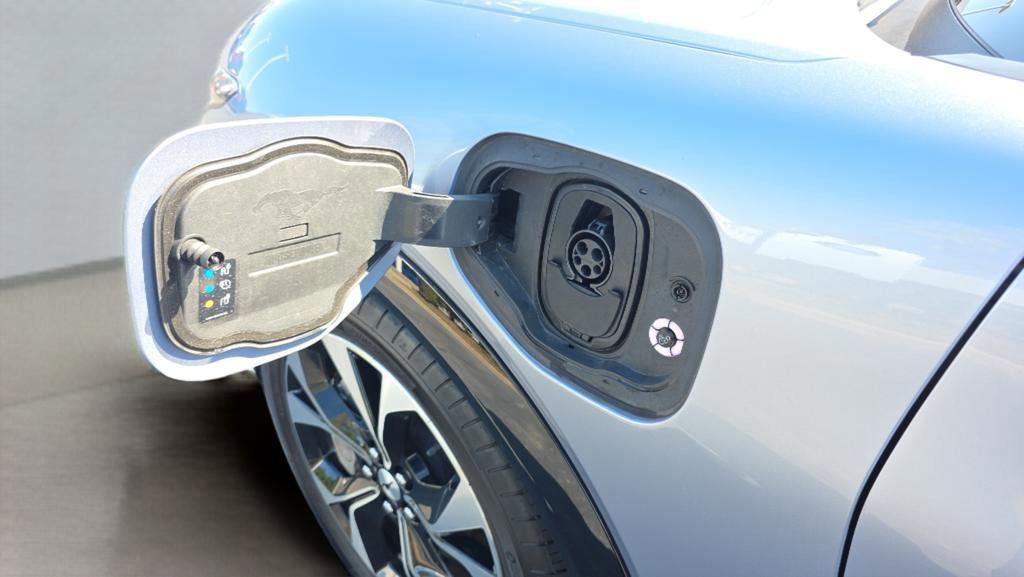 Certified 2022 Ford Mustang Mach-E Premium image 20