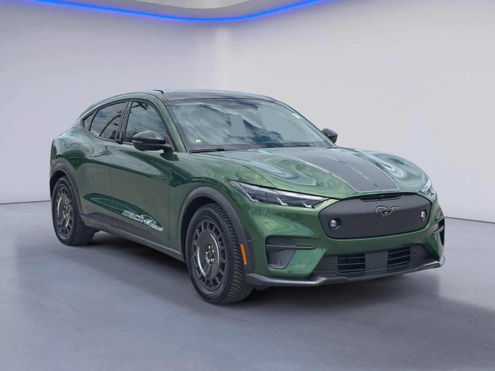 Certified 2025 Ford Mustang Mach-E GT AWD/4WD image 10