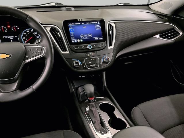 Used 2022 Chevrolet Malibu RS FWD image 6