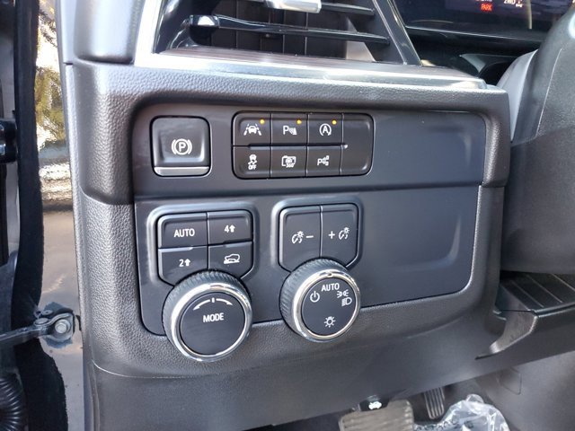 Used 2025 Chevrolet Tahoe LT image 20