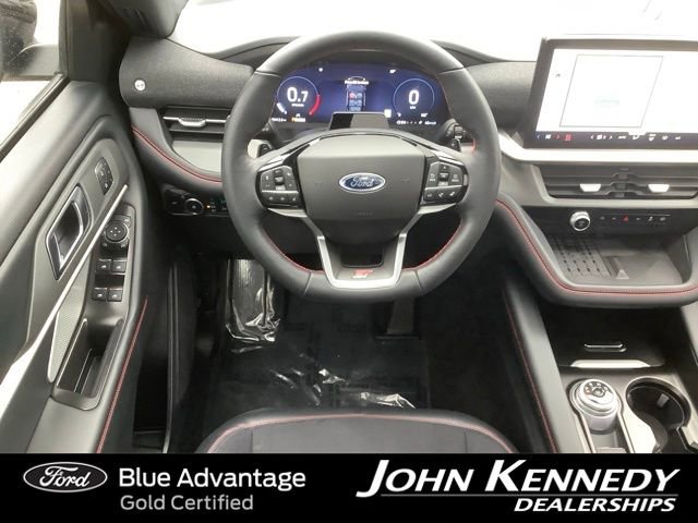 Certified 2025 Ford Explorer ST image 12