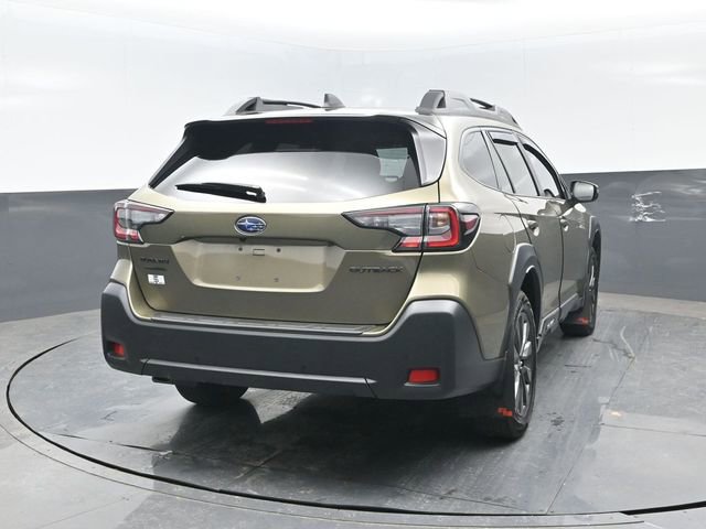 Used 2025 Subaru Outback Onyx Edition AWD/4WD image 19