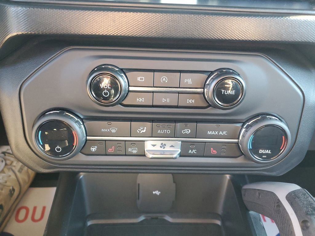 Certified 2021 Ford Bronco First Edition image 28