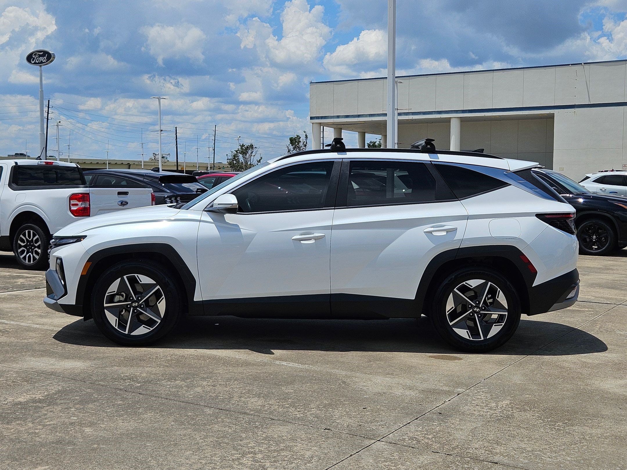 Used 2025 Hyundai Tucson SEL FWD image 9
