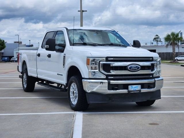 Certified 2022 Ford F250 XLT AWD/4WD image 3
