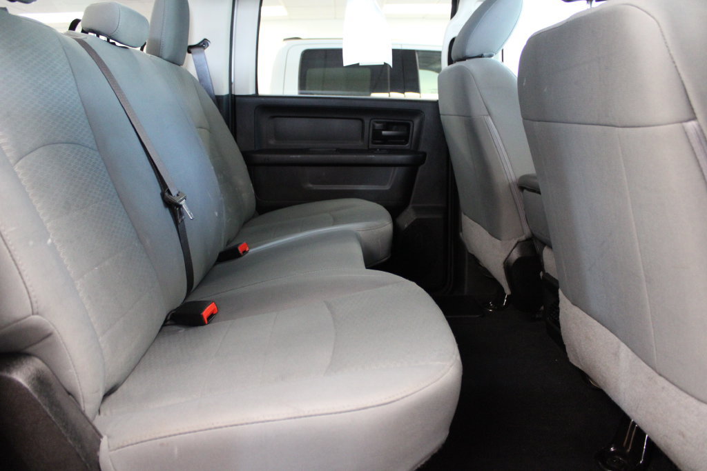 Used 2018 RAM 2500 Tradesman w/ Chrome Appearance Group AWD/4WD image 36