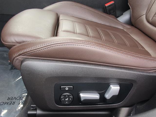 Used 2021 BMW 330e xDrive w/ Premium Package AWD/4WD image 22