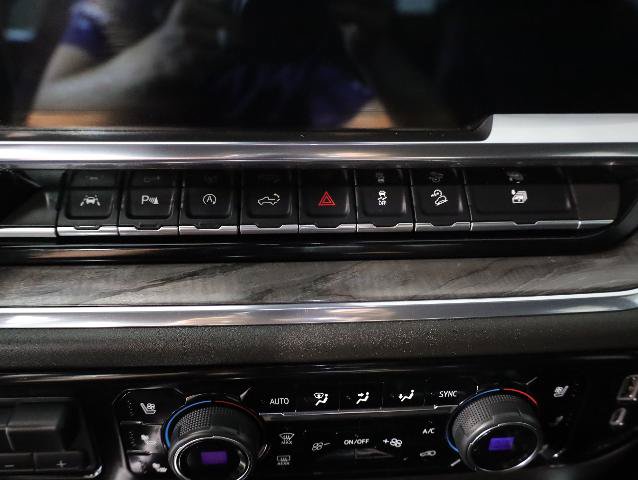 Used 2024 Chevrolet Silverado 1500 LTZ AWD/4WD image 14