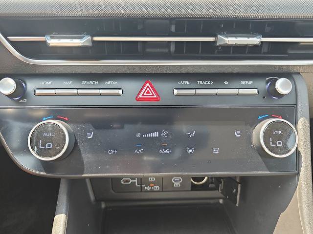Used 2025 Hyundai Sonata SEL FWD image 23