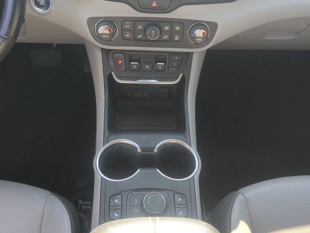 Used 2020 GMC Terrain SLT w/ Preferred Package FWD image 20